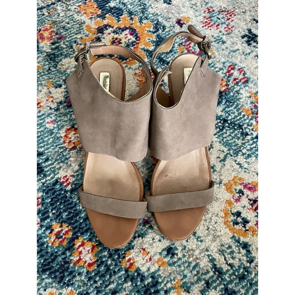 Halogen Clarette Brown Leather Wedge‎ Sandals Size 7.5